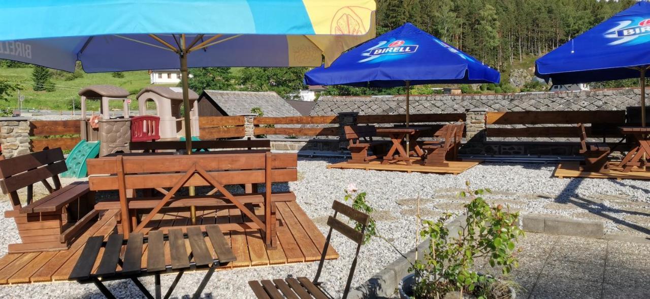 Hotel Zlaty Potok Nicov  Екстериор снимка